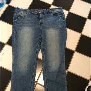 Jeans from Avenue 16w worn once !
